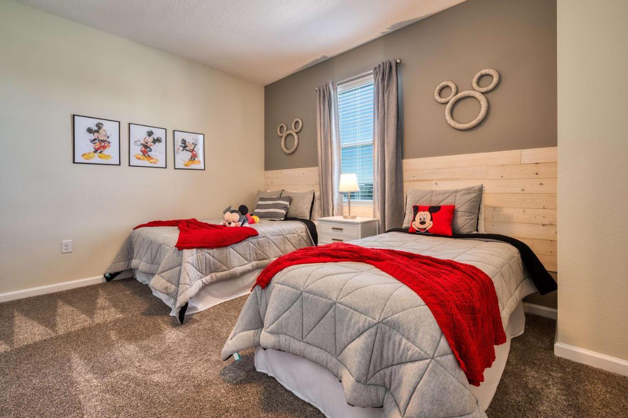 Pleasant Home With Lake View And Themed Bedroom Orlando Kültér fotó